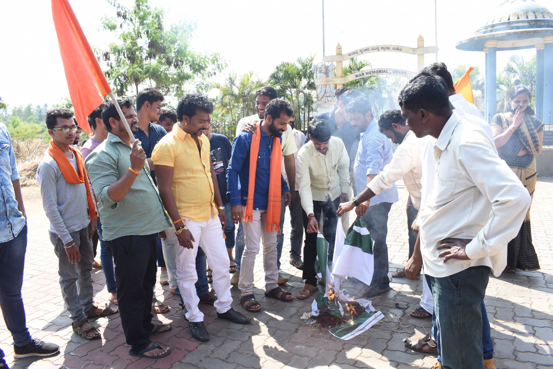 ಉಡುಪಿ: ಪಾಕಿಸ್ತಾನದ ವಿರುದ್ಧ ಬಜರಂಗದಳ ಪ್ರತಿಭಟನೆ